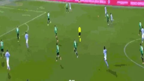 夜战风云！西篮甲巅峰对决：曼雷萨vs布雷奥干，揭秘昨夜胜利密码！